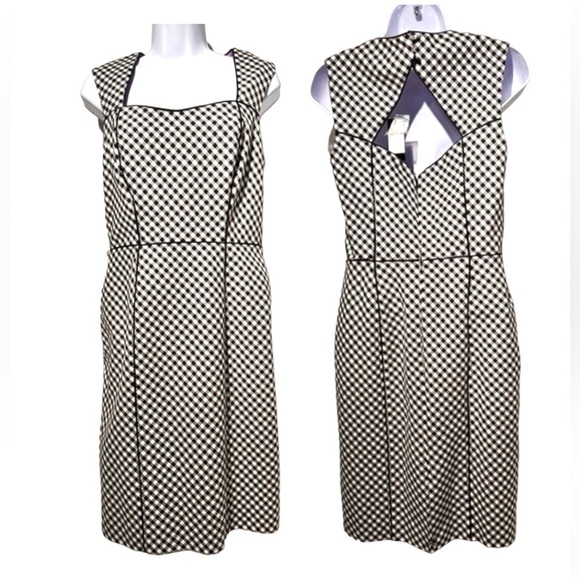 White House Black Market Dresses & Skirts - NEW White House Black Market WHBM Black White Buffalo Check Dress Women’s Size 4